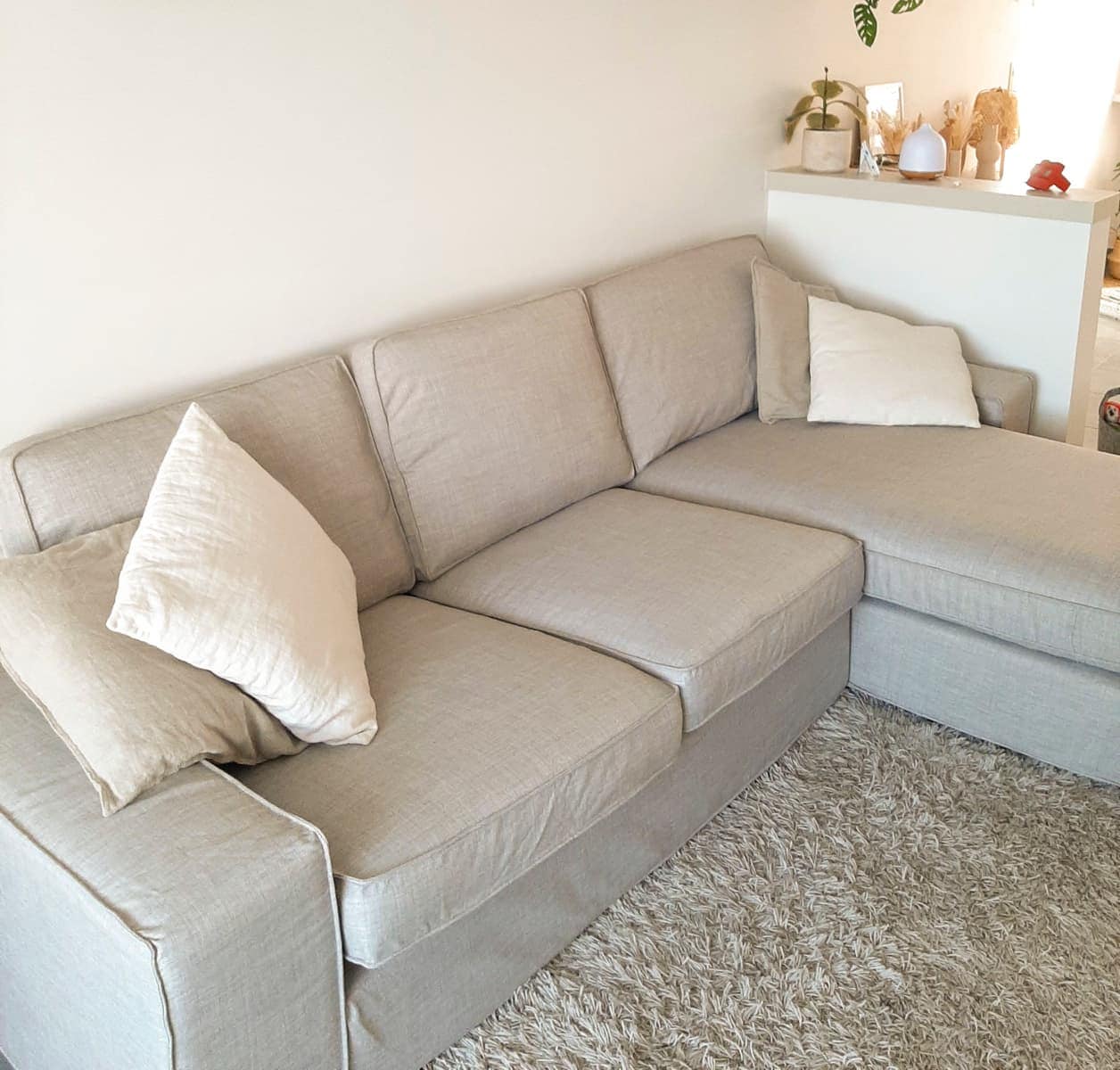Kivik 2-zits met Chaise Longue Hoes Kivik-Classic-Licht-Zand-4-pichi — Norsemaison
