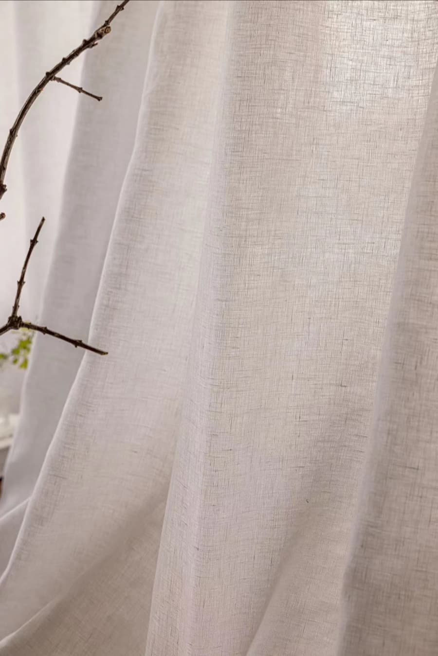 beige linnen gordijn close up norsemaison