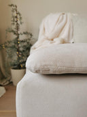 Chenille off-white Nahaufnahme